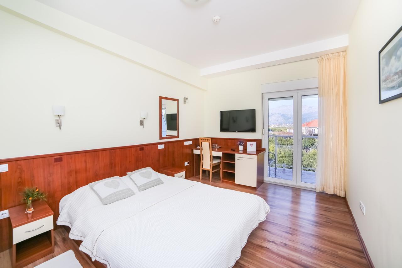 Hotel Merlot Opuzen  Εξωτερικό φωτογραφία