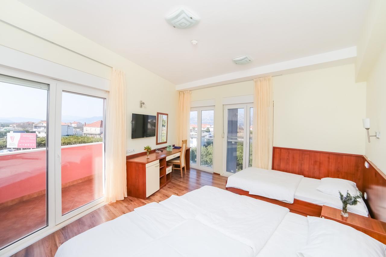 Hotel Merlot Opuzen  Εξωτερικό φωτογραφία