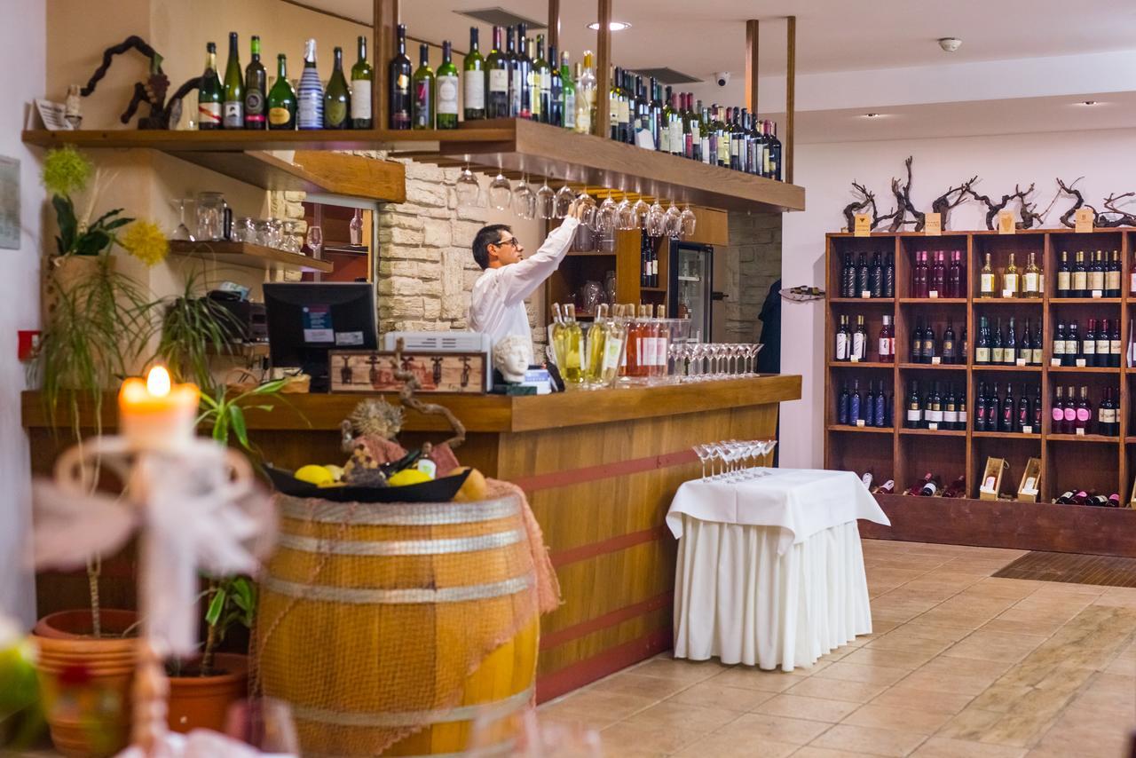 Hotel Merlot Opuzen  Εξωτερικό φωτογραφία
