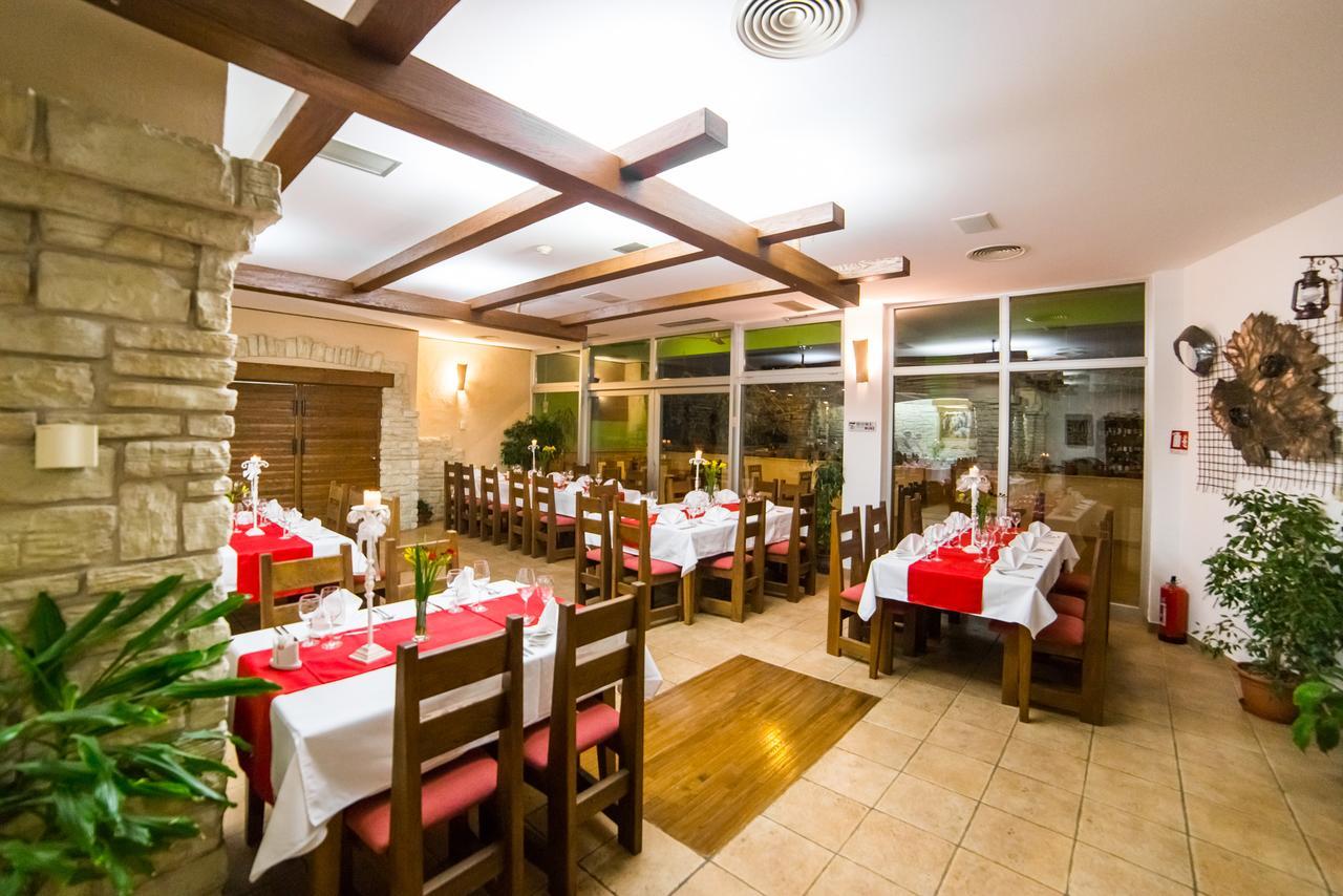 Hotel Merlot Opuzen  Εξωτερικό φωτογραφία