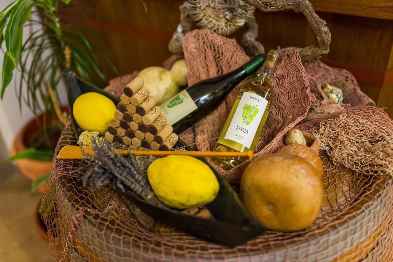 Hotel Merlot Opuzen  Εξωτερικό φωτογραφία