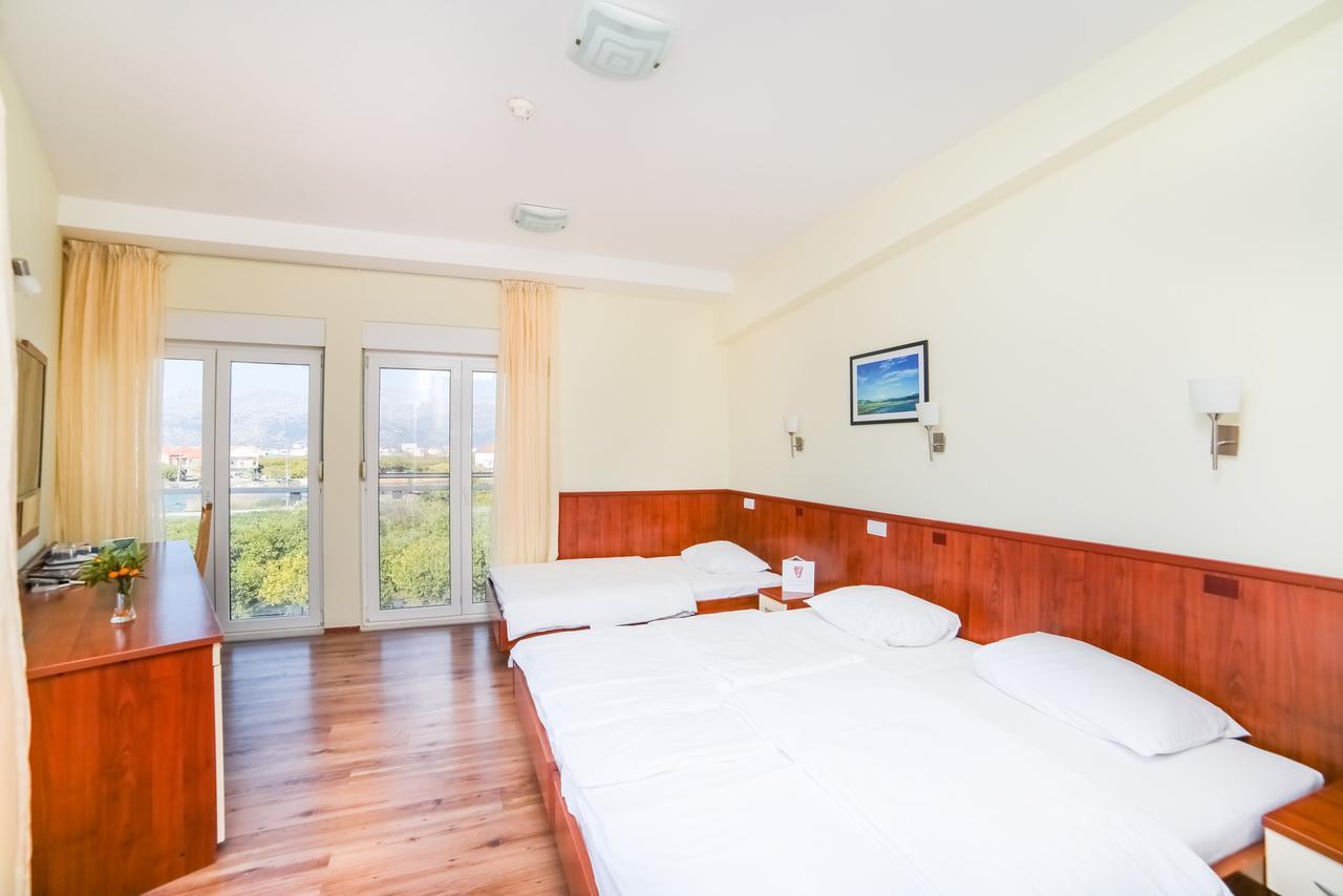 Hotel Merlot Opuzen  Εξωτερικό φωτογραφία