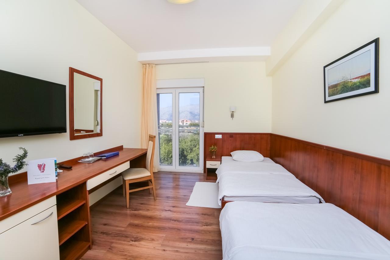 Hotel Merlot Opuzen  Εξωτερικό φωτογραφία