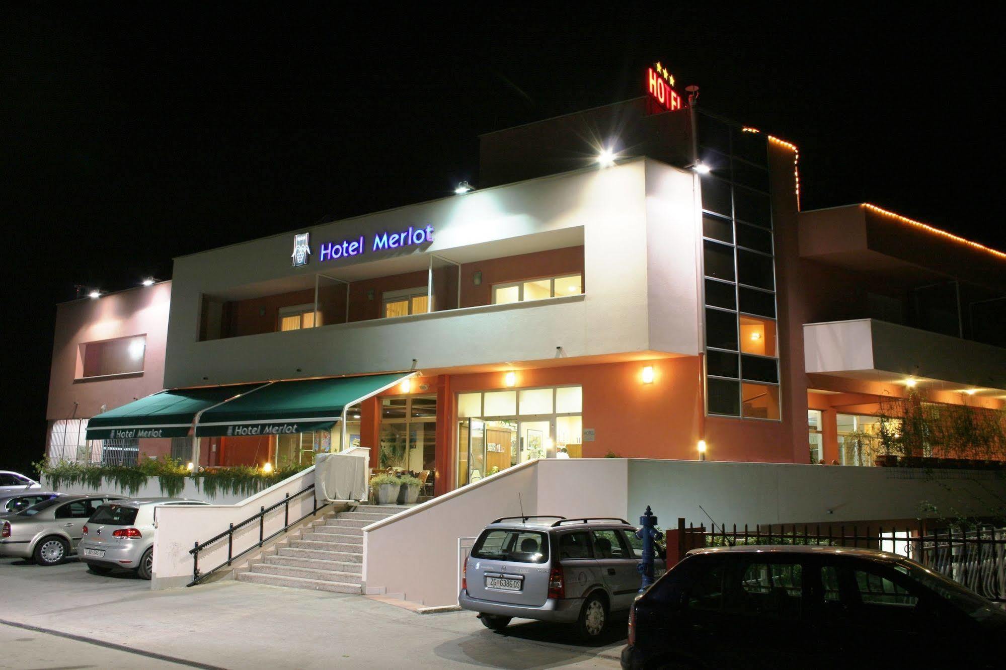 Hotel Merlot Opuzen  Εξωτερικό φωτογραφία