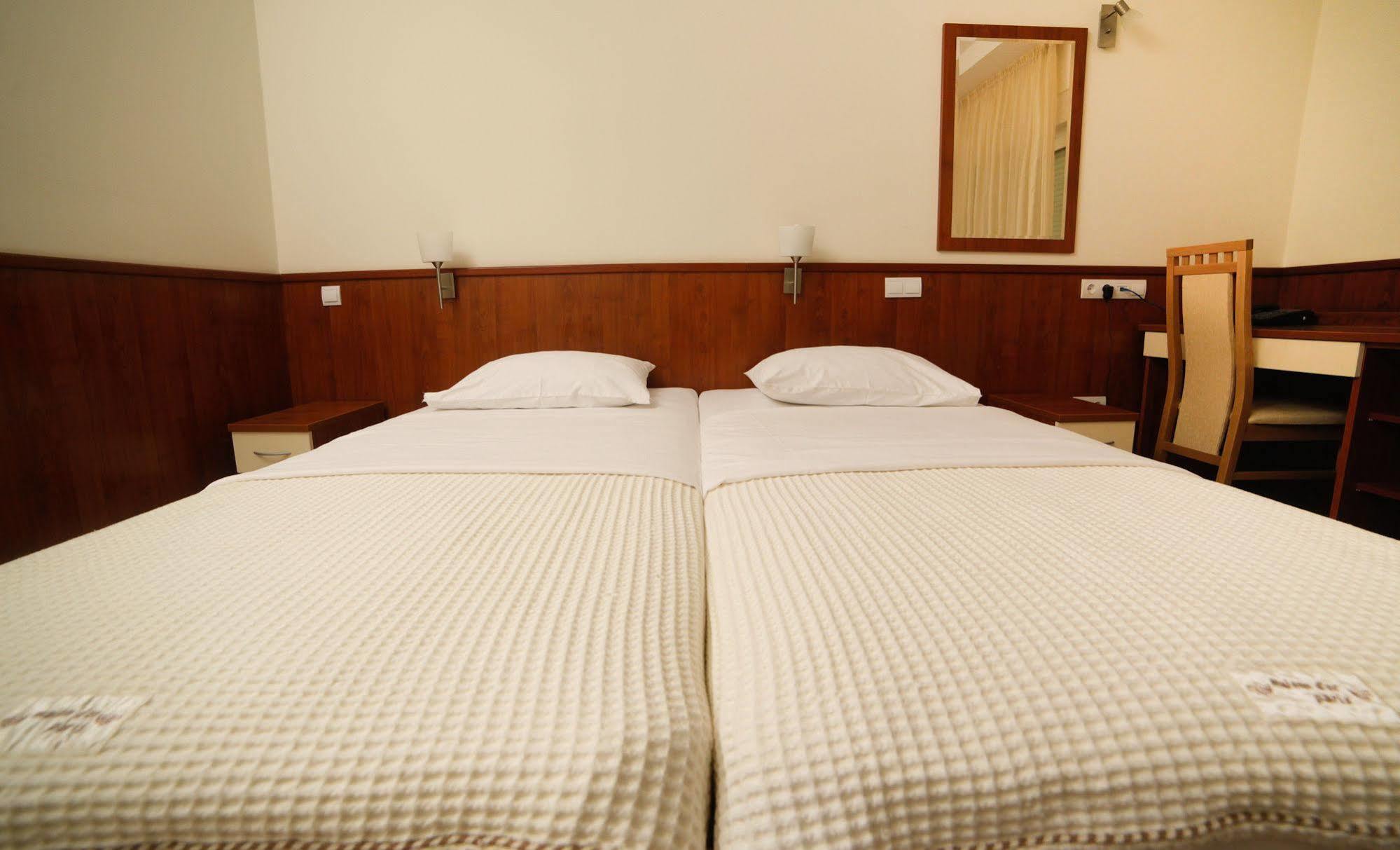 Hotel Merlot Opuzen  Εξωτερικό φωτογραφία